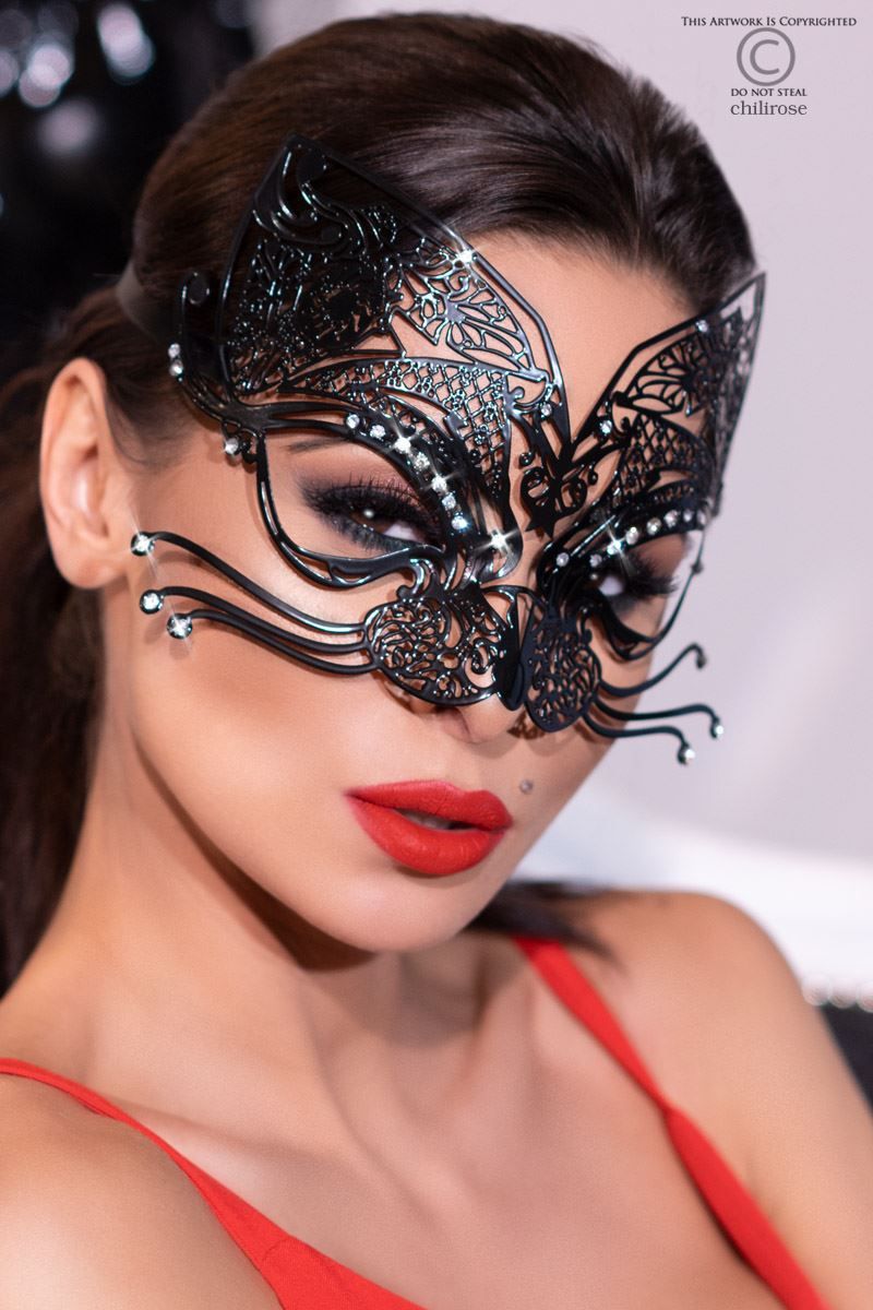 Chilirose Lingerie: sexy maschera in metallo filigranato con strass