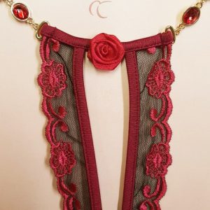Lola Luna: Rosalia sexy perizoma gioiello aperto in pizzo bordeaux