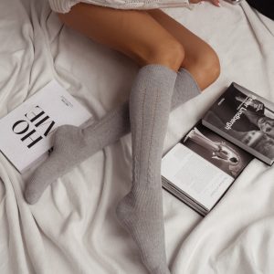 Milena: Calze lunghe a treccia traforate 4 colori