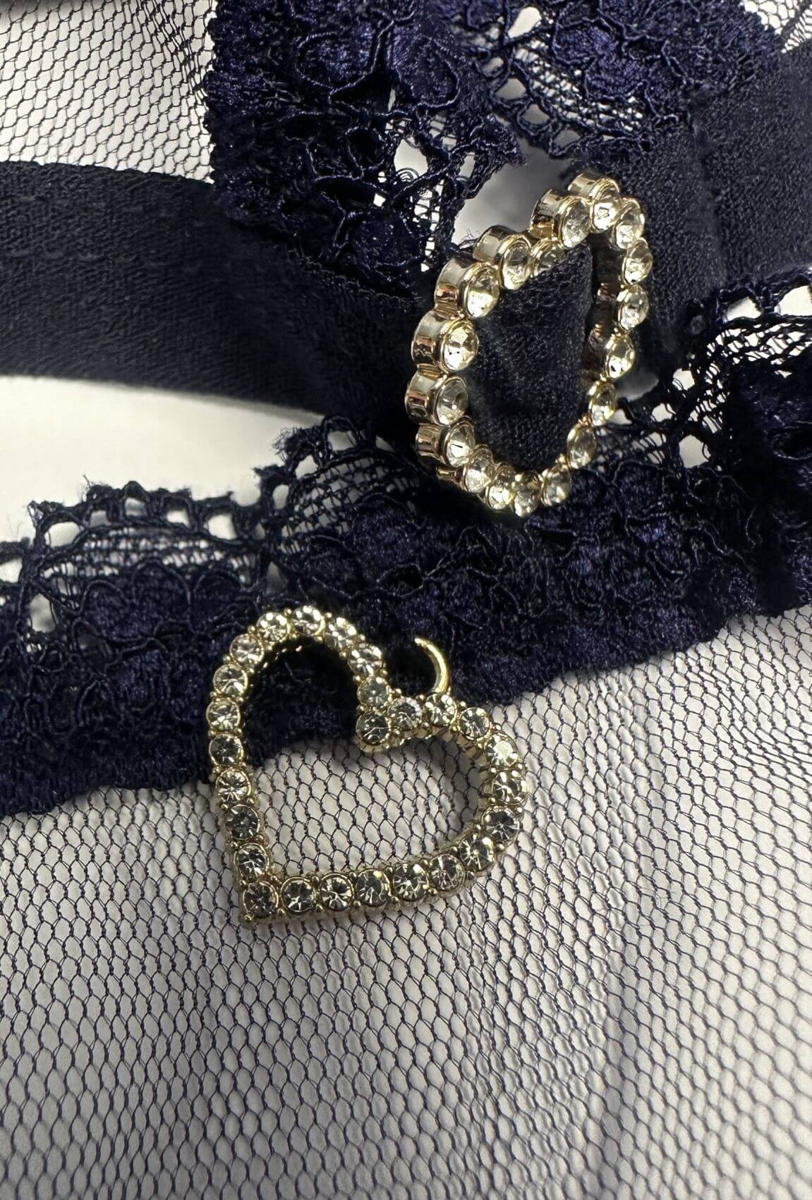 Set in tulle trasparente con dettagli a cuore – Belissana Blue - immagine 6