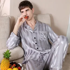 Pigiama Uomo a Righe di Seta