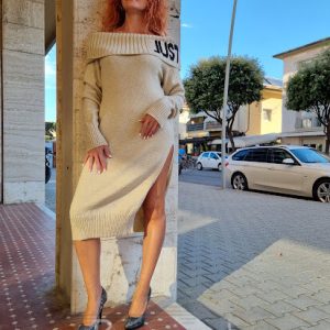 Abito con scollo a barca e spacco 4WD0701- Just Before